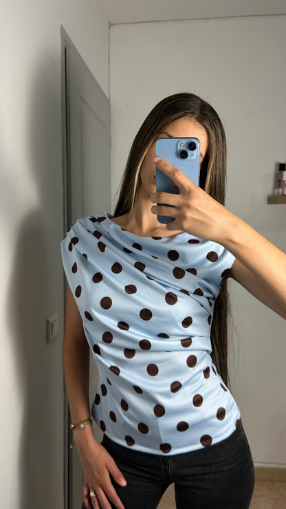 Top a pois plissé asymétrique